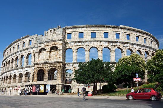 Amphithéâtre de Pula